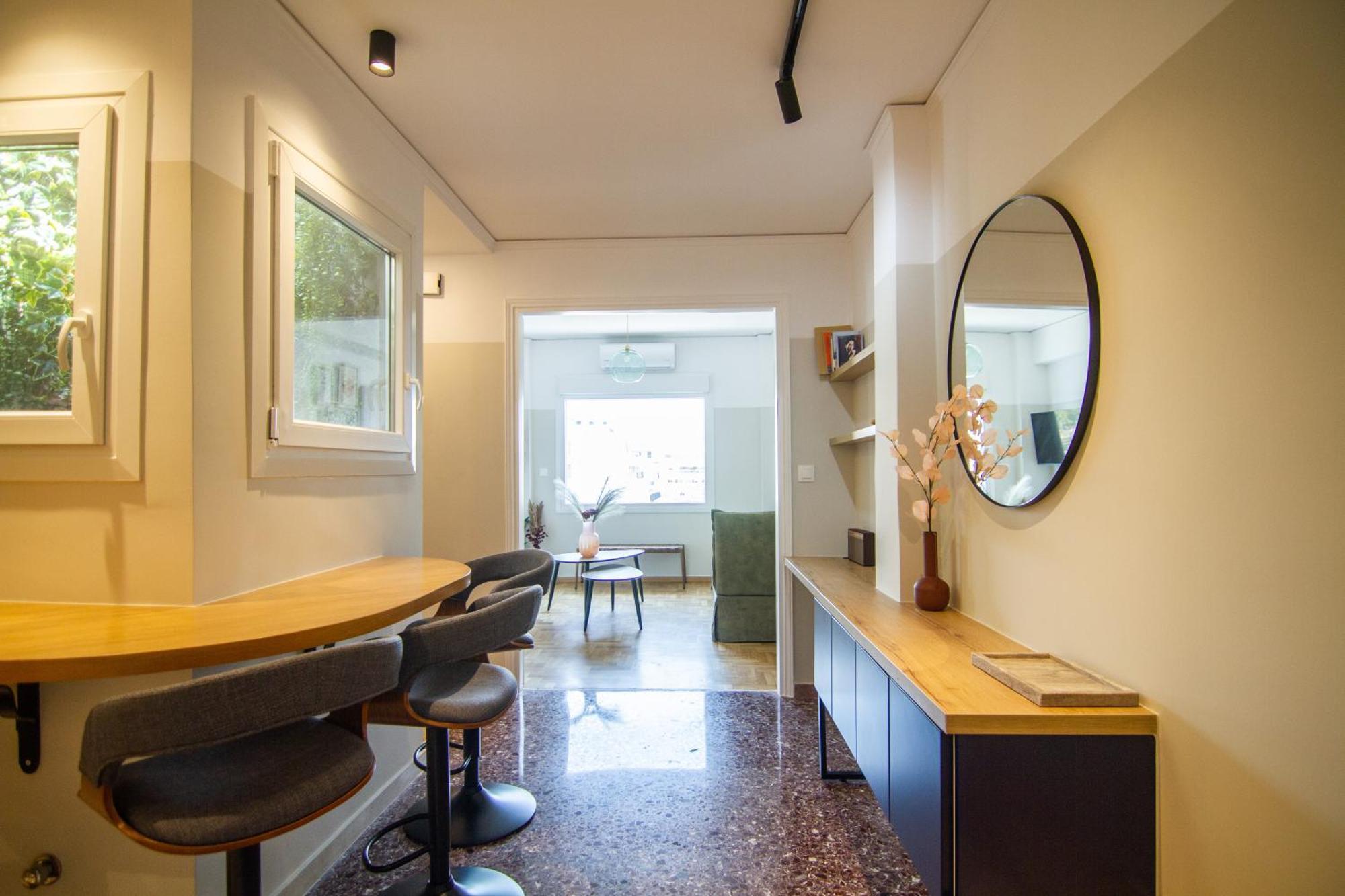 Apartamento Stunning Acropolis View - 500M Metro - At Historical Center Atenas Exterior foto